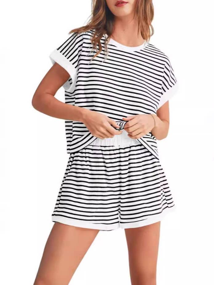 Stripe short sleeve boxy t-shirt & short casual set
